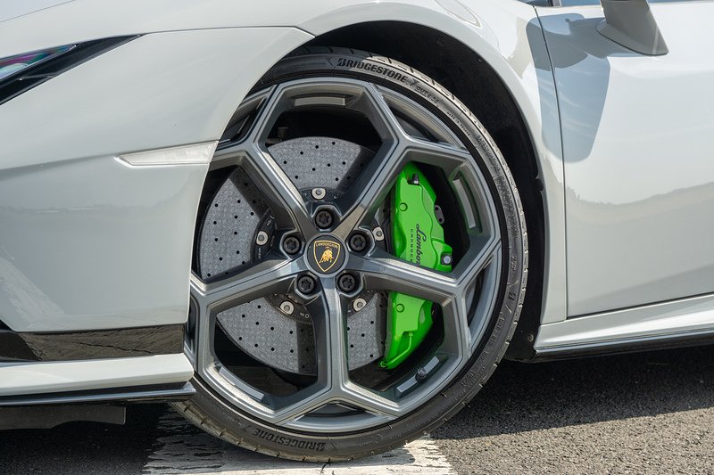 Lamborghini Huracan V10 LP 640-2 Tecnica - U1687