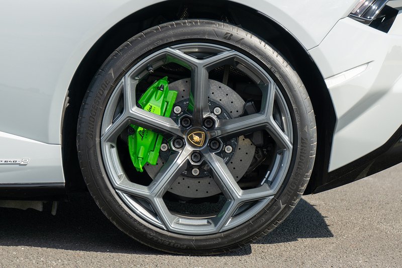 Lamborghini Huracan V10 LP 640-2 Tecnica - U1687