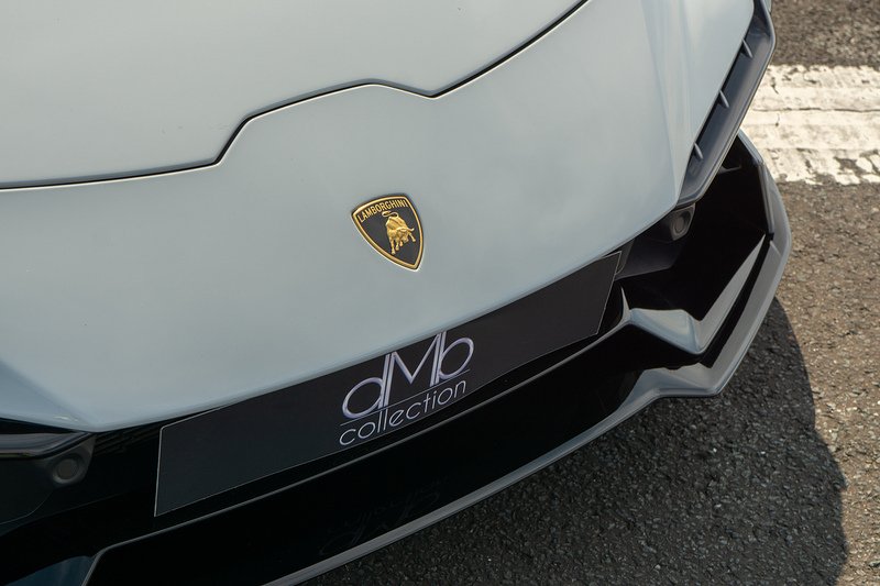 Lamborghini Huracan V10 LP 640-2 Tecnica - U1687