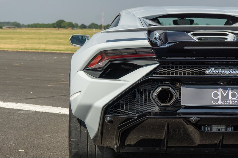 Lamborghini Huracan V10 LP 640-2 Tecnica - U1687