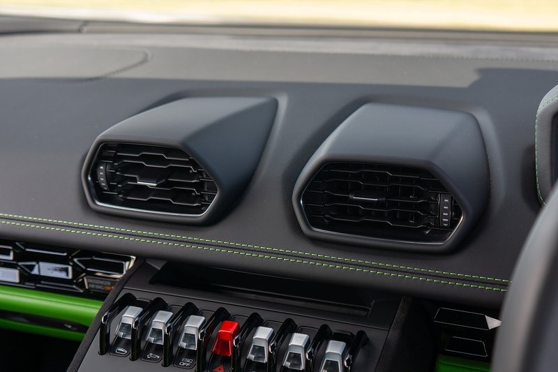 Lamborghini Huracan V10 LP 640-2 Tecnica - U1687