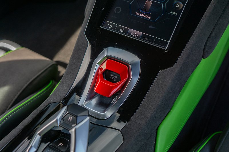 Lamborghini Huracan V10 LP 640-2 Tecnica - U1687