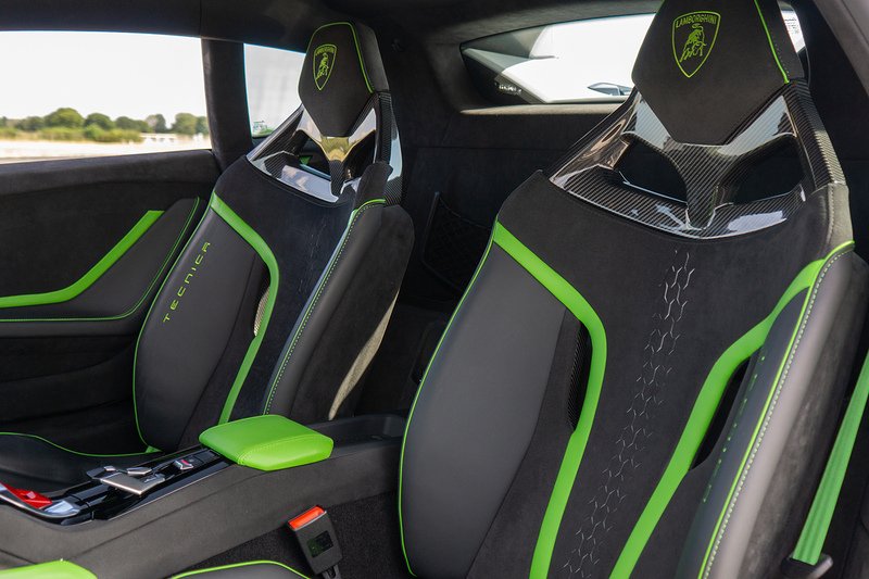 Lamborghini Huracan V10 LP 640-2 Tecnica - U1687