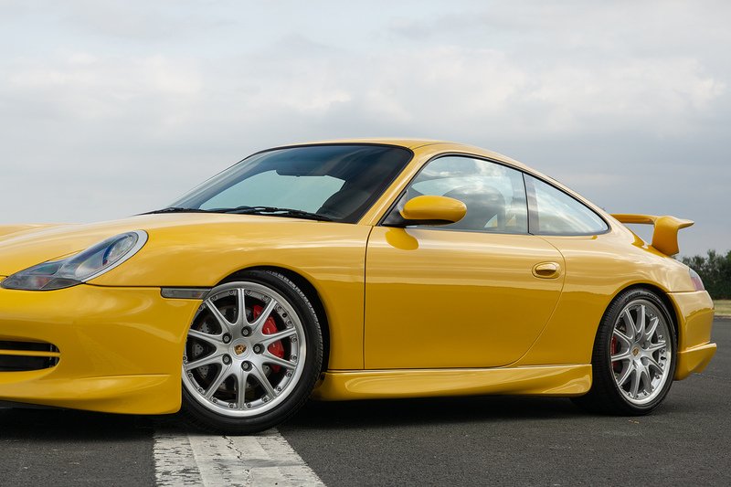Porsche 911 996 GT3 - U1689