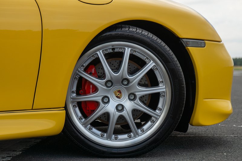 Porsche 911 996 GT3 - U1689