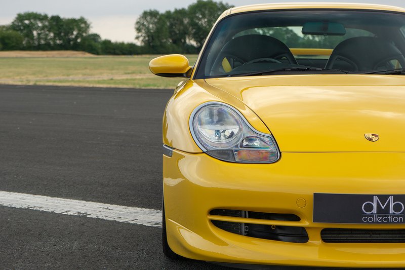 Porsche 911 996 GT3 - U1689
