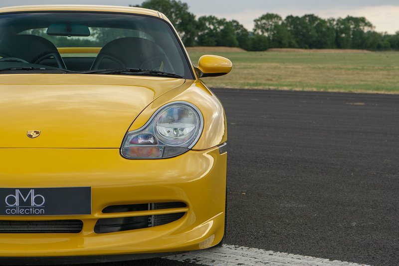 Porsche 911 996 GT3 - U1689