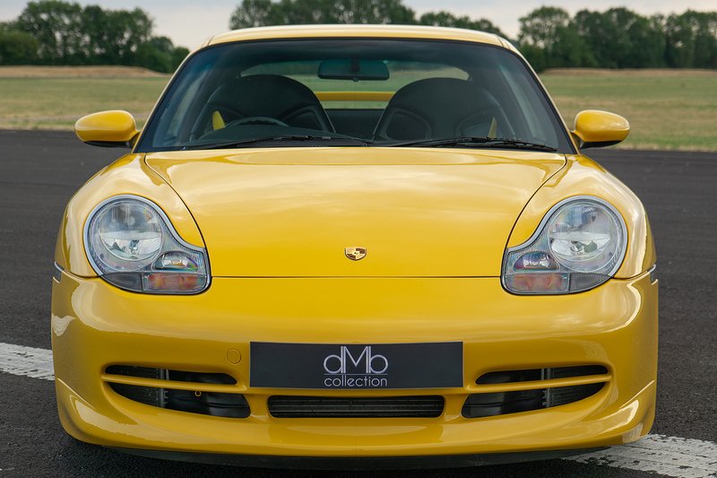Porsche 911 996 GT3 - U1689