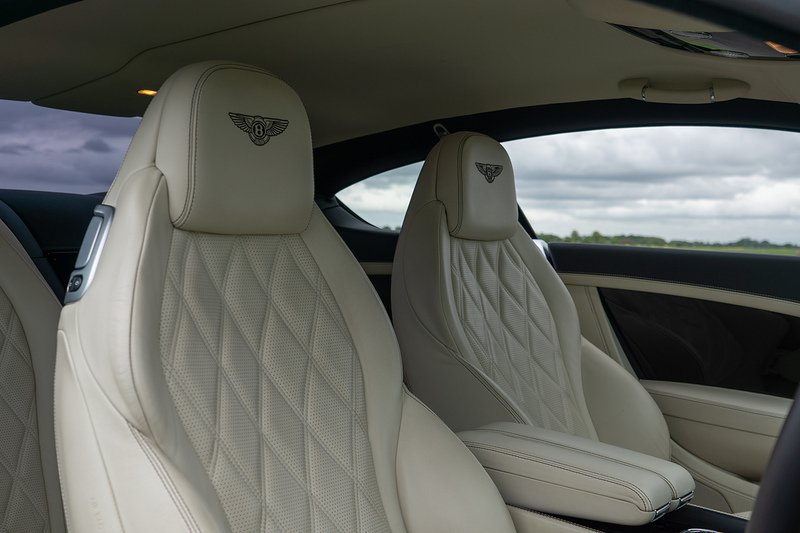 Bentley Continental W12 GT Speed - U1690