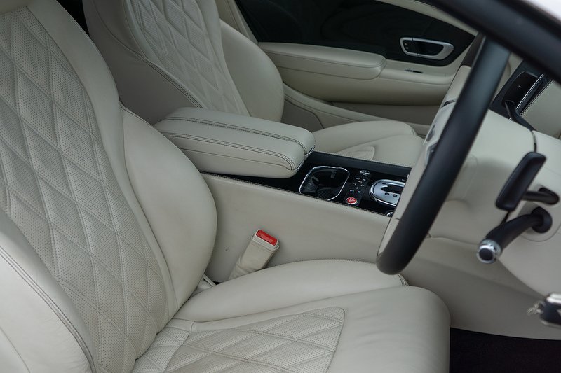 Bentley Continental W12 GT Speed - U1690