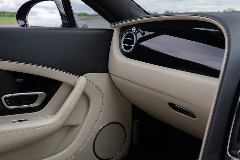 Bentley Continental W12 GT Speed - U1690
