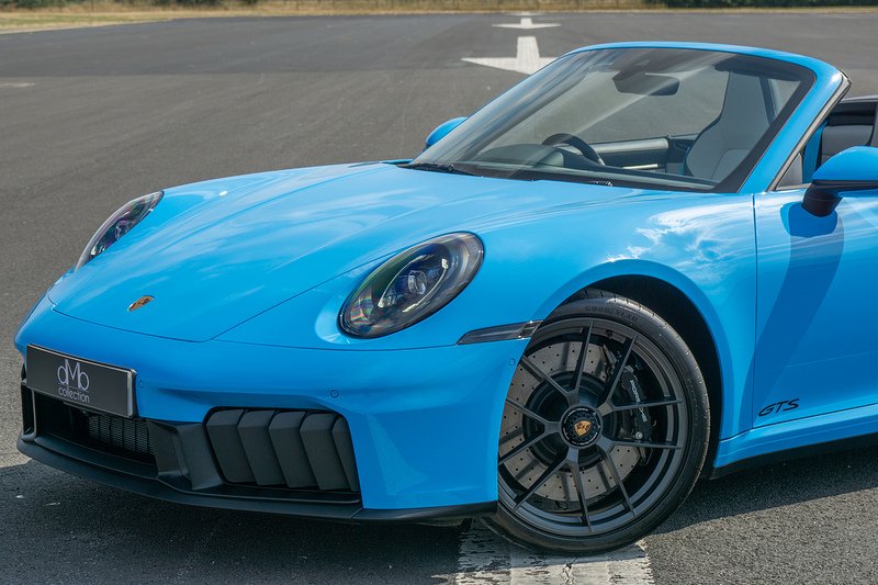 Porsche 911 T-Hybrid 992 Carrera GTS - U1692