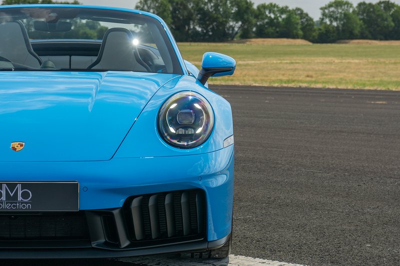Porsche 911 T-Hybrid 992 Carrera GTS - U1692