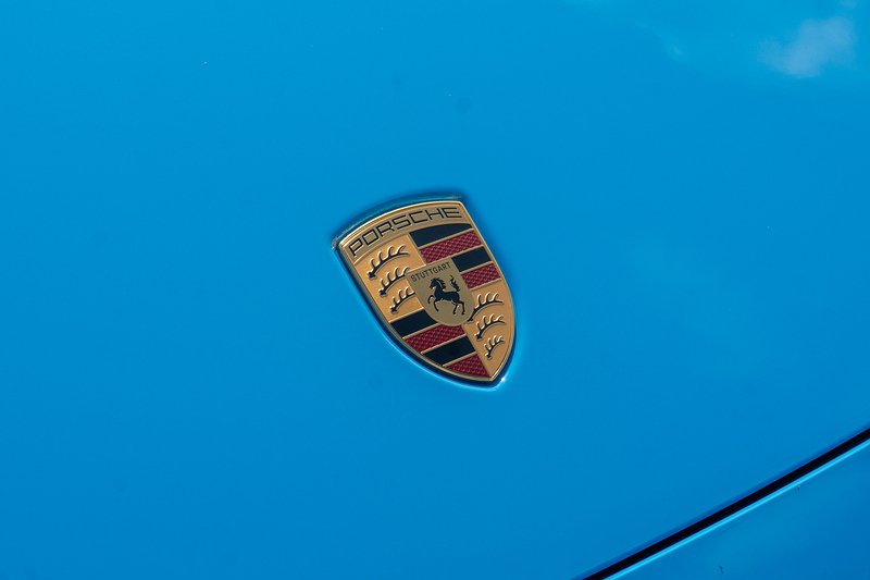 Porsche 911 T-Hybrid 992 Carrera GTS - U1692