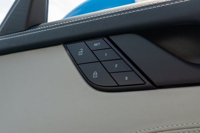 Porsche 911 T-Hybrid 992 Carrera GTS - U1692