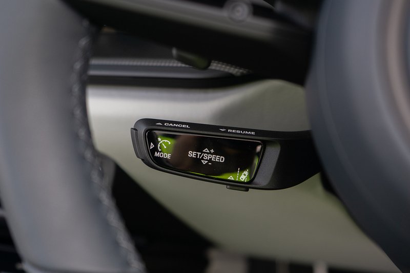 Porsche 911 T-Hybrid 992 Carrera GTS - U1692