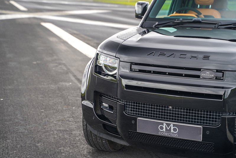 Land Rover Defender 110 P525 V8 - U1693