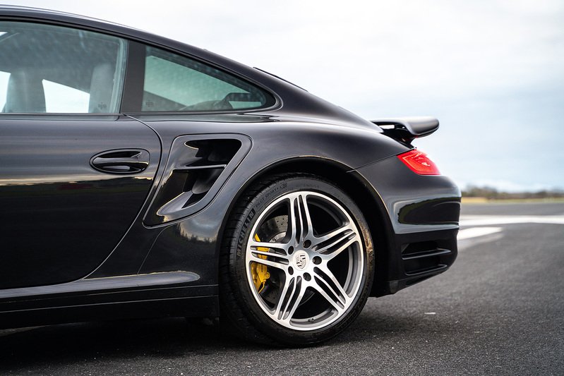 Porsche 911 997 Turbo - U1697