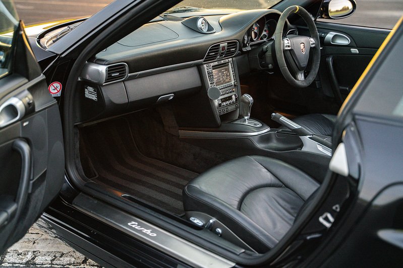 Porsche 911 997 Turbo - U1697