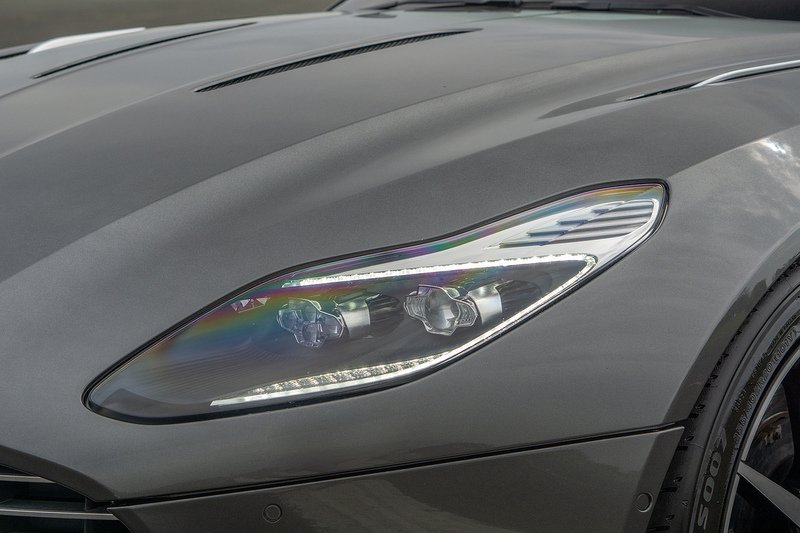 Aston Martin DB11 V12 - U1702