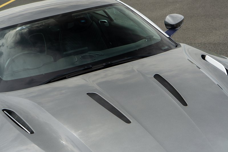 Aston Martin DB11 V12 - U1702