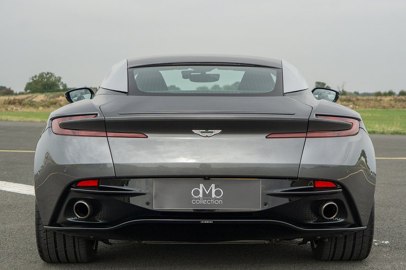 Aston Martin DB11 V12 - U1702