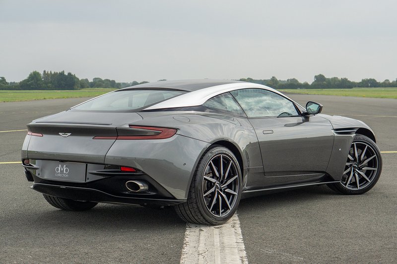 Aston Martin DB11 V12 - U1702