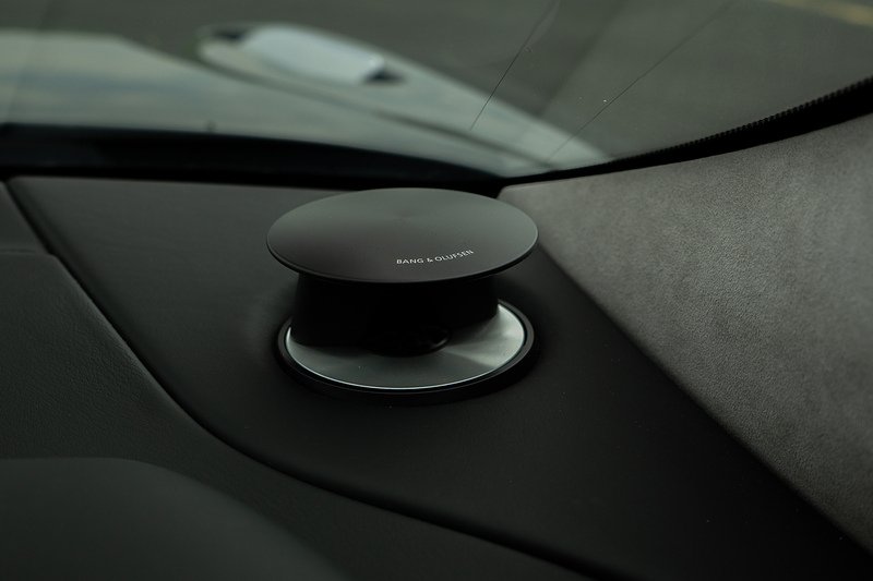 Aston Martin DB11 V12 - U1702