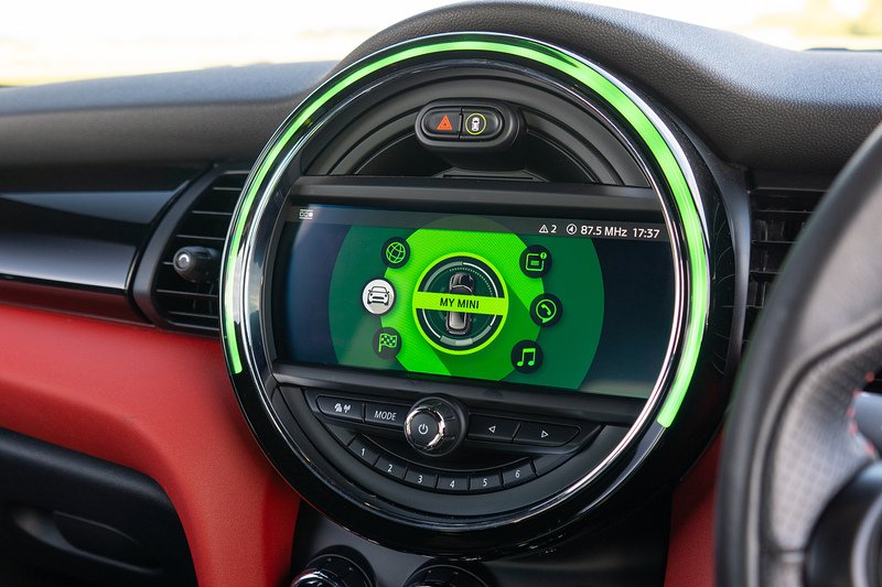 MINI Hatch John Cooper Works - U1708