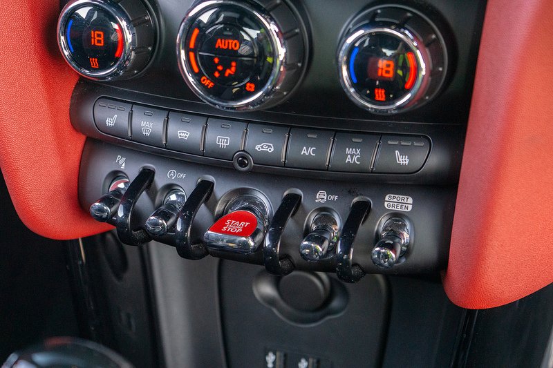 MINI Hatch John Cooper Works - U1708
