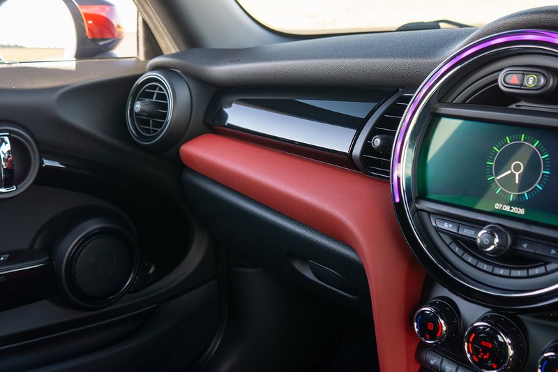 MINI Hatch John Cooper Works - U1708
