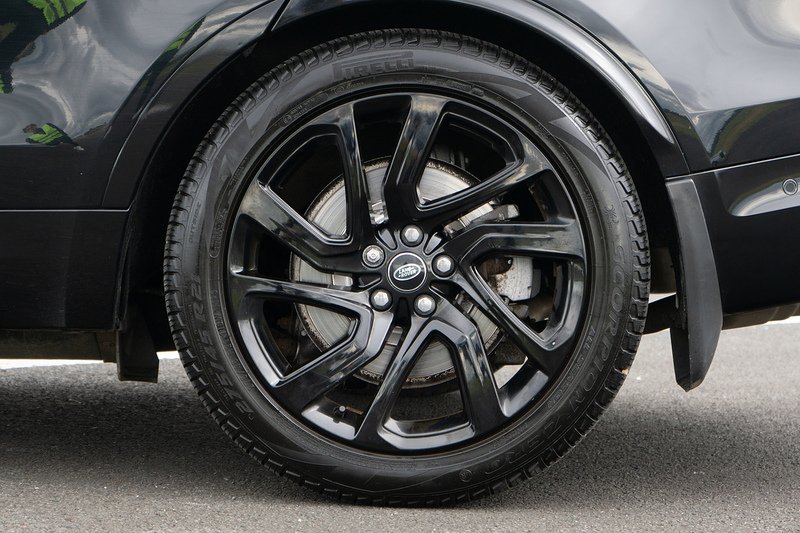 Land Rover Discovery D300 MHEV SE - U1710