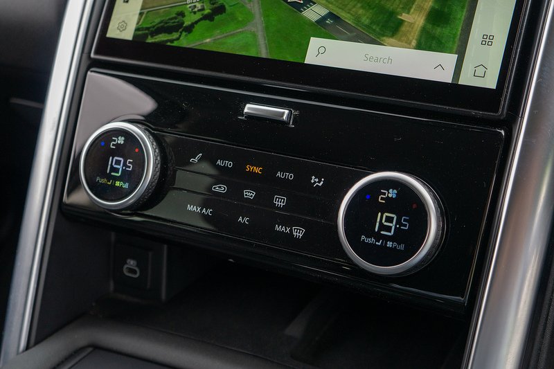 Land Rover Discovery D300 MHEV SE - U1710