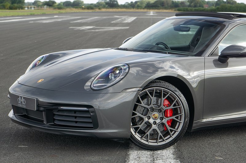 Porsche 911 T 992 Carrera 4S - U1712