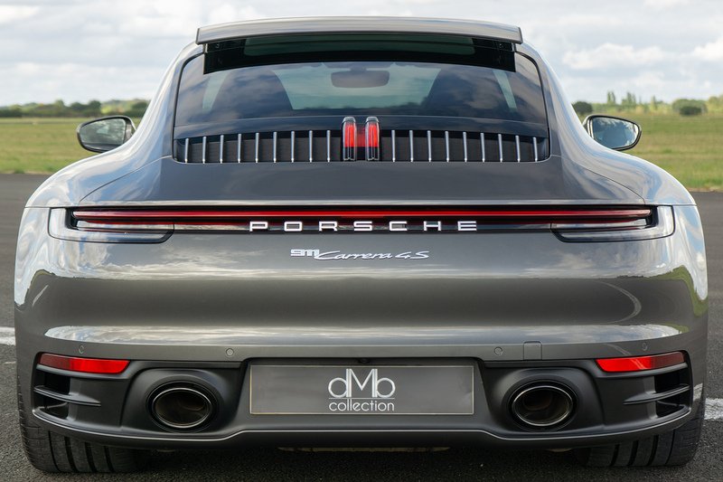 Porsche 911 T 992 Carrera 4S - U1712