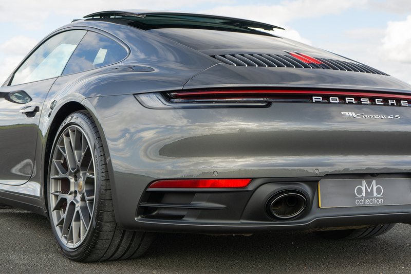 Porsche 911 T 992 Carrera 4S - U1712