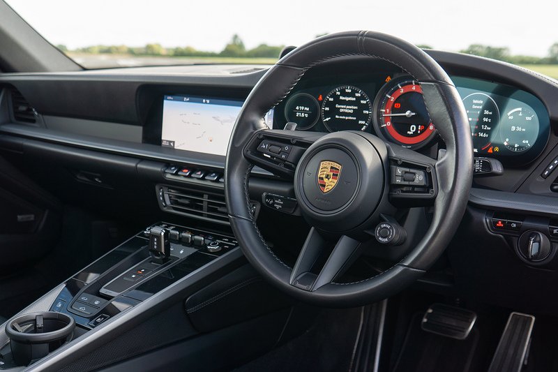 Porsche 911 T 992 Carrera 4S - U1712