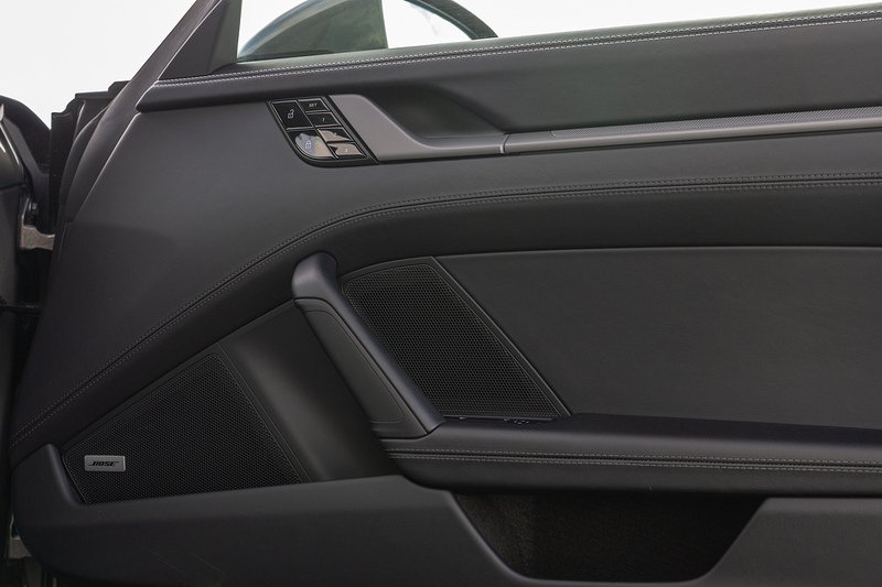 Porsche 911 T 992 Carrera 4S - U1712