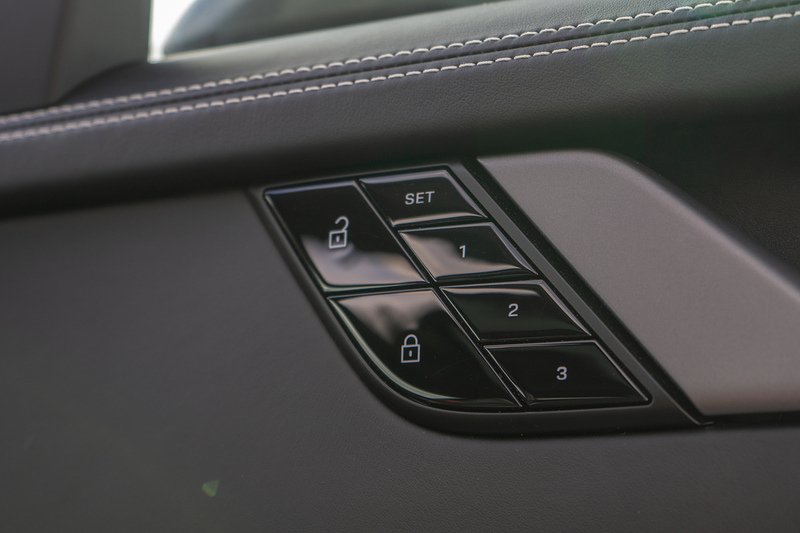 Porsche 911 T 992 Carrera 4S - U1712