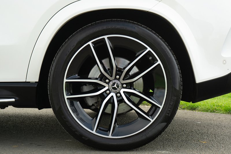 Mercedes-Benz GLE GLE400d AMG Line - U1715