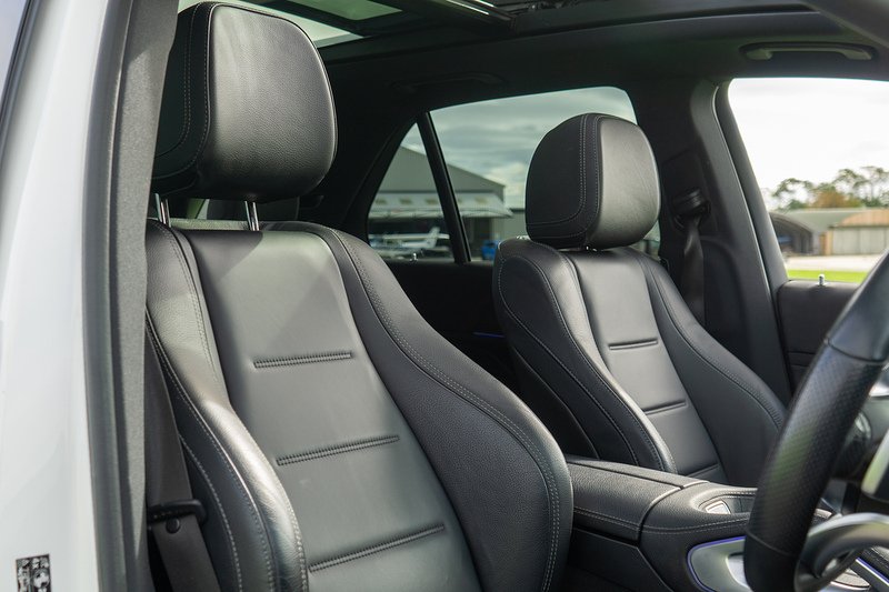 Mercedes-Benz GLE GLE400d AMG Line - U1715