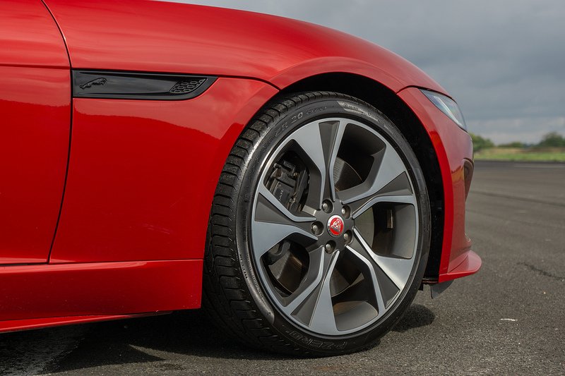 Jaguar F-Type V8 R-Dynamic - U1716