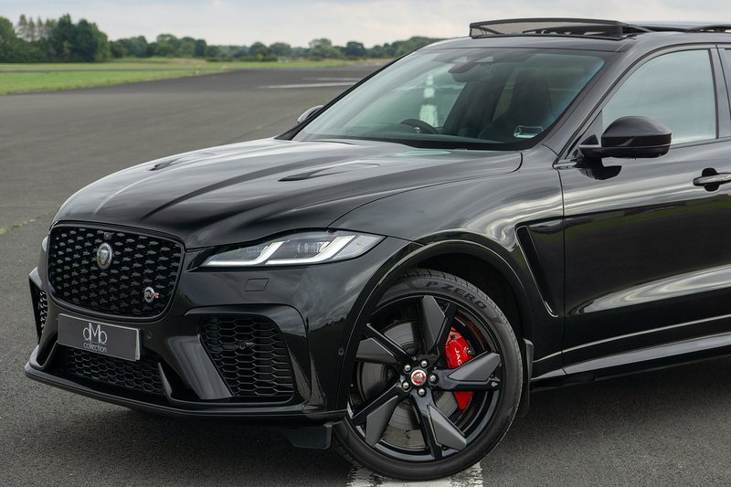 Jaguar F-PACE P550 V8 SVR - U1718