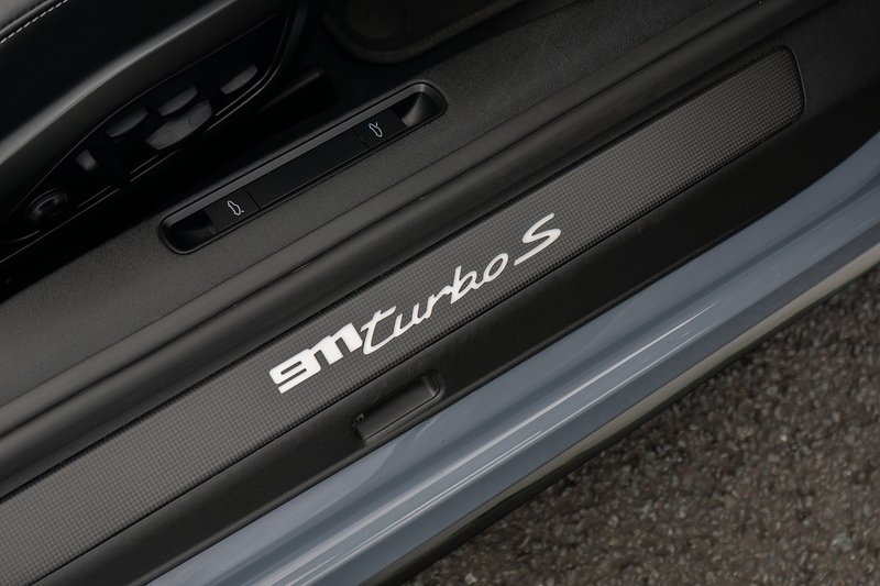Porsche 911 T 992 Turbo S - U1722
