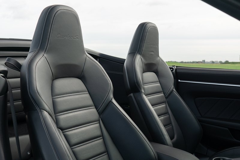 Porsche 911 T 992 Turbo S - U1722