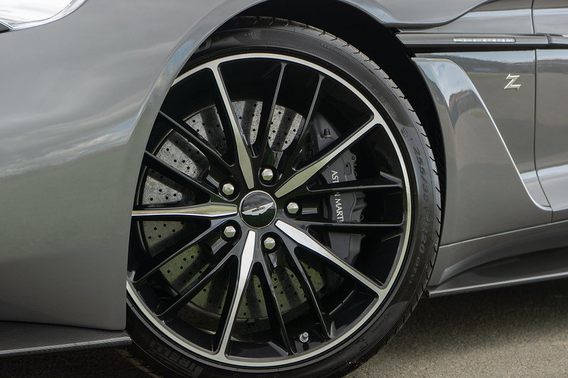 Aston Martin Vanquish V12 Zagato Volante - U1723