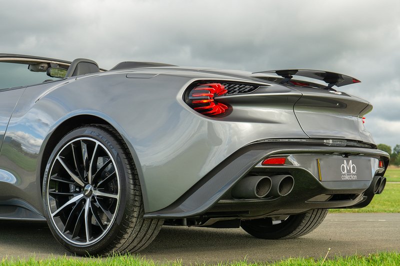 Aston Martin Vanquish V12 Zagato Volante - U1723
