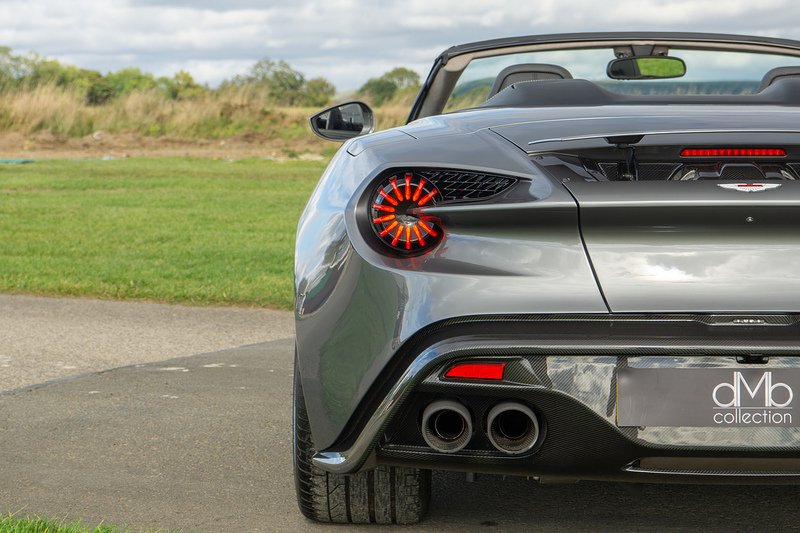 Aston Martin Vanquish V12 Zagato Volante - U1723