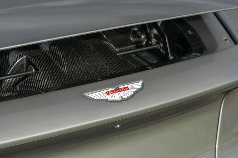 Aston Martin Vanquish V12 Zagato Volante - U1723