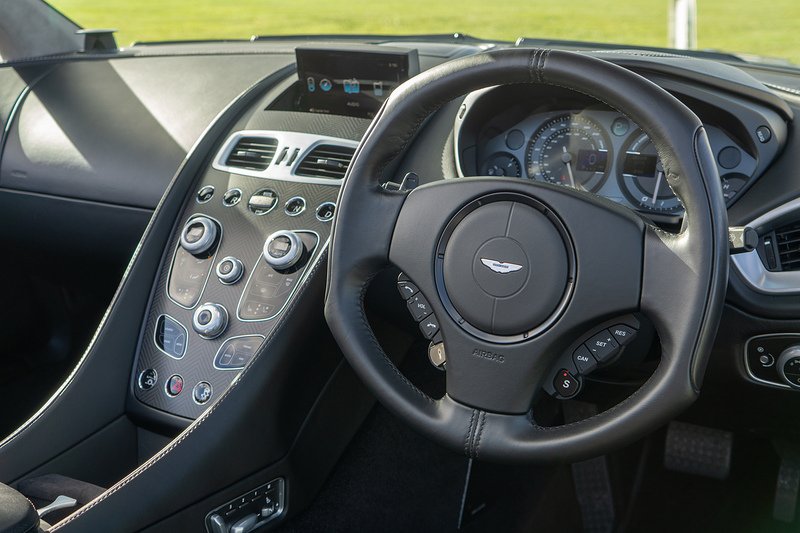 Aston Martin Vanquish V12 Zagato Volante - U1723